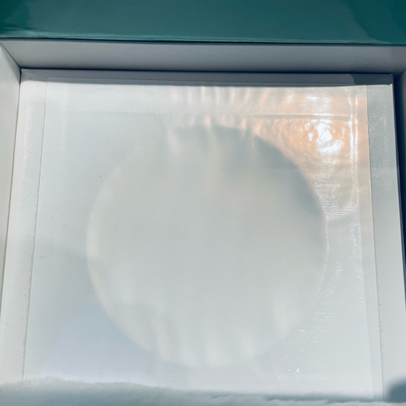 Estée Lauder Youth-Dew Dusting Powder - Picture 4 of 9